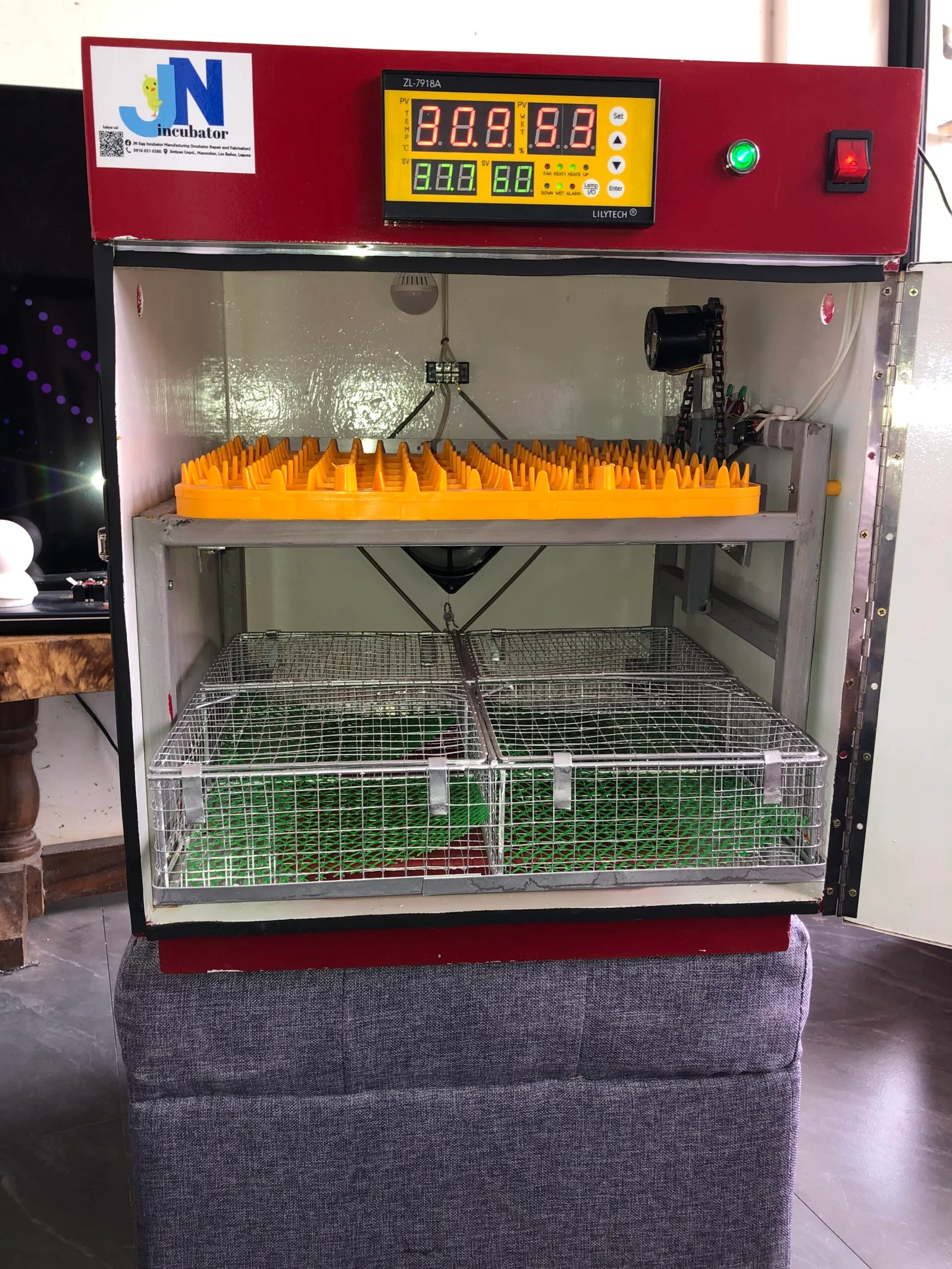 54 capacity automatic egg incubator by JN Egg Incubator Manufacturing, ideal for efficient and reliable small-scale egg hatching.